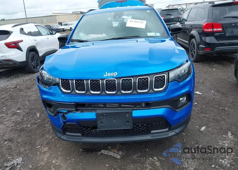 2023 Jeep Compass Latitude 4X4 из США, поврежденный, VIN 3C4NJDBN6PT513561